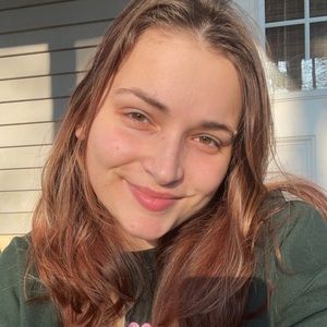 Meet your Posher, Julia